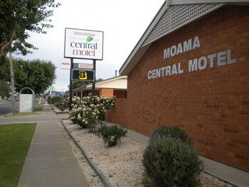 moama central motel