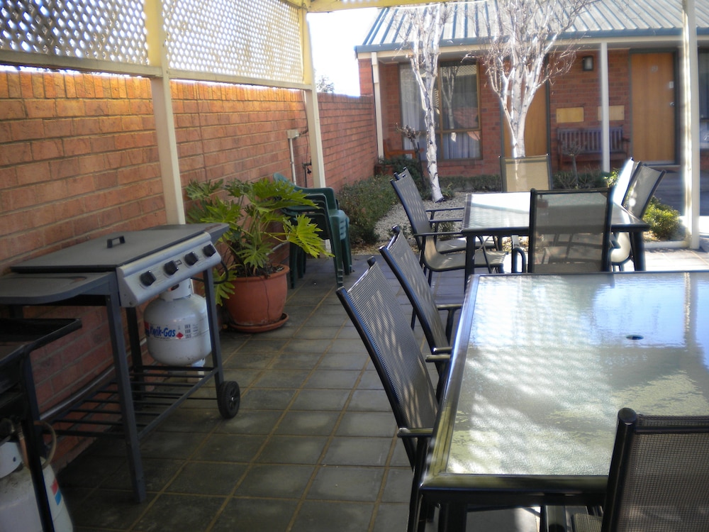 moama central motel