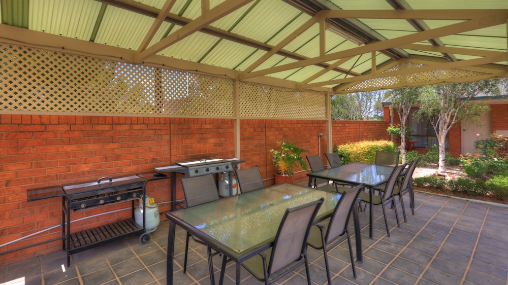 moama central motel