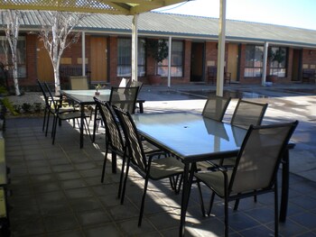 moama central motel
