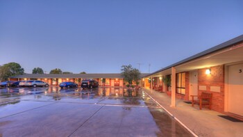 moama central motel