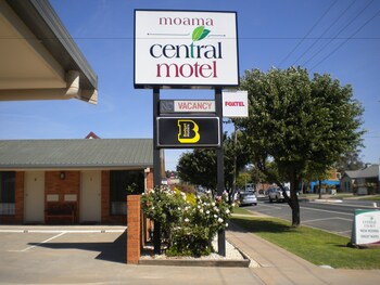 moama central motel