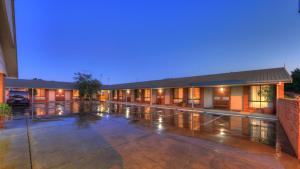moama central motel