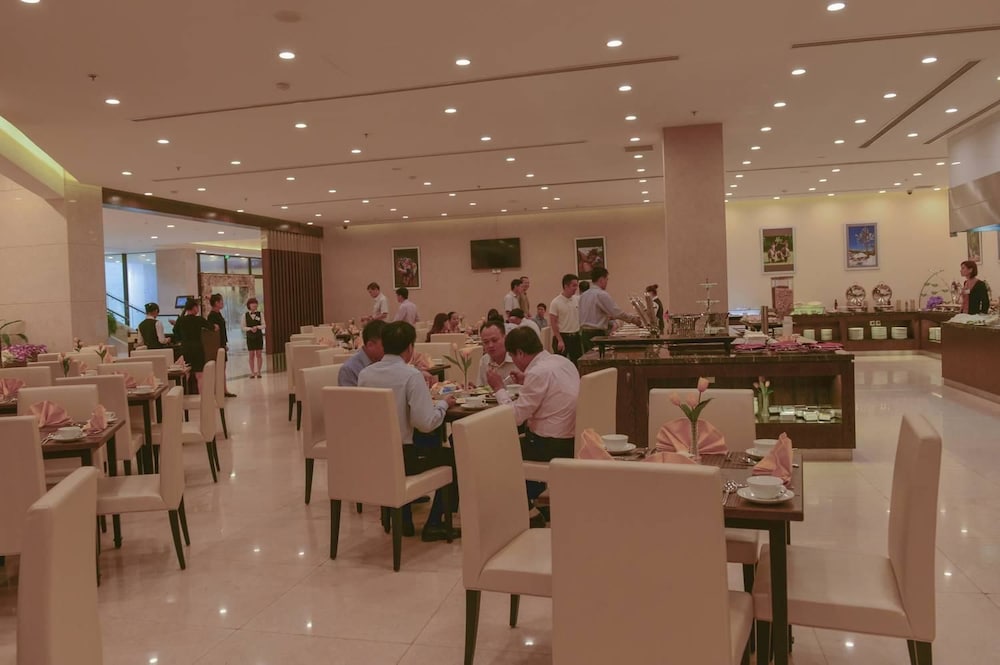 aristo international hotel