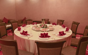 aristo international hotel