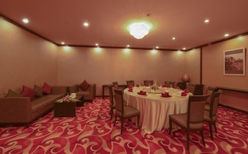 aristo international hotel