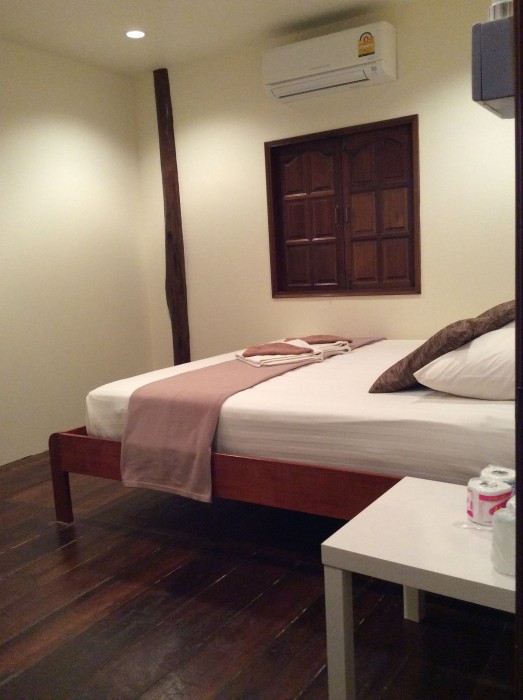 shine talay guesthouse