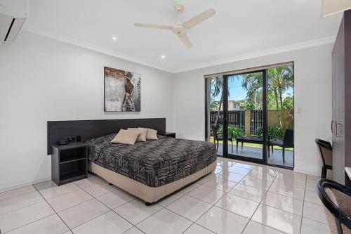 western gateway motel and apartments