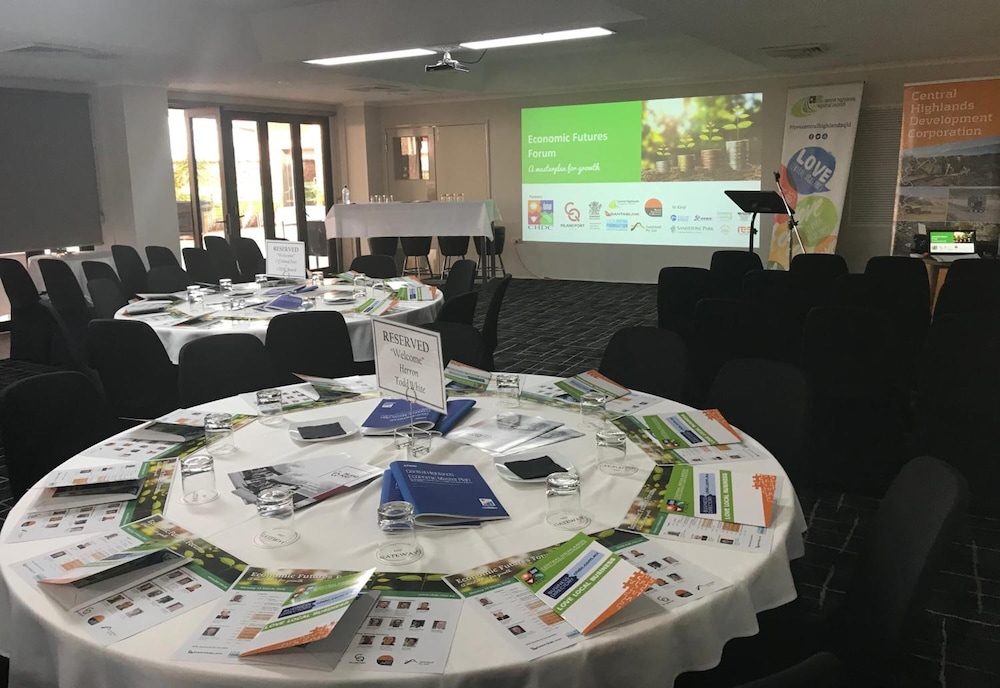 western gateway motel and apartments