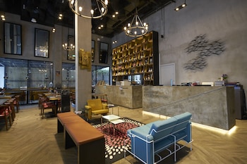 hotel yan
