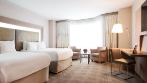 Novotel Montreal Centre,Laval>>Centre-Ville,4 star