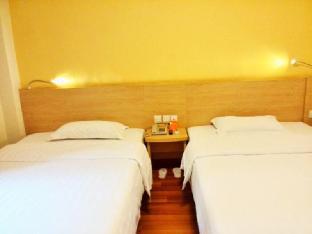 7 days inn emei mountain haochi street