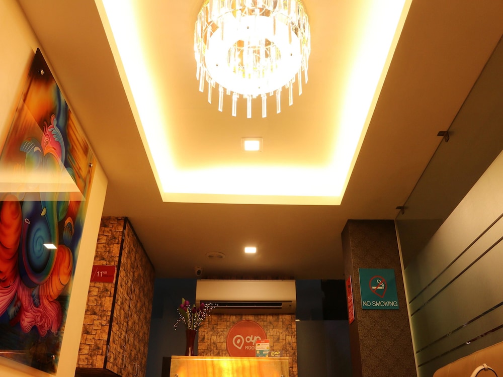 Oyo 662 Hotel Comfotel,Plot No 5B,Lansdowne Place,3 star