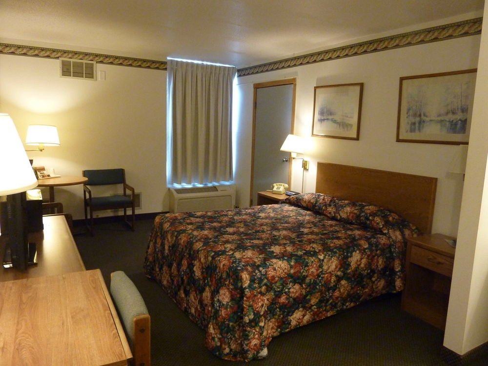 Smartwood Inn,Osseo>>Eau Claire,2 star