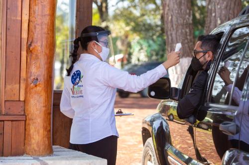 hotel and glamping huasca sierra verde