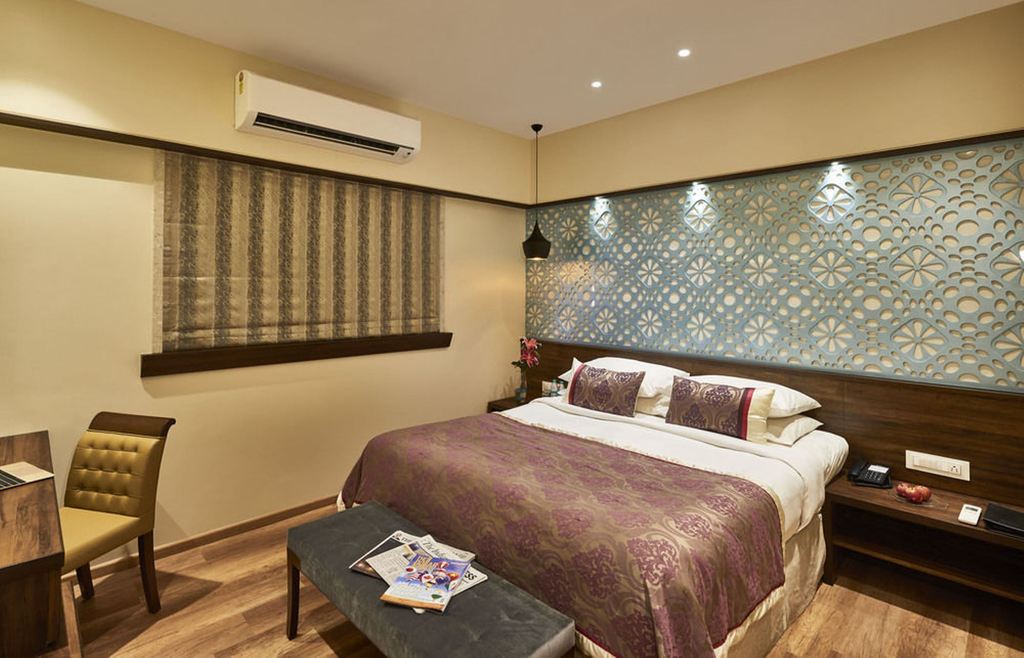 Bawa Regency,Mumbai>>Dadar,2 star