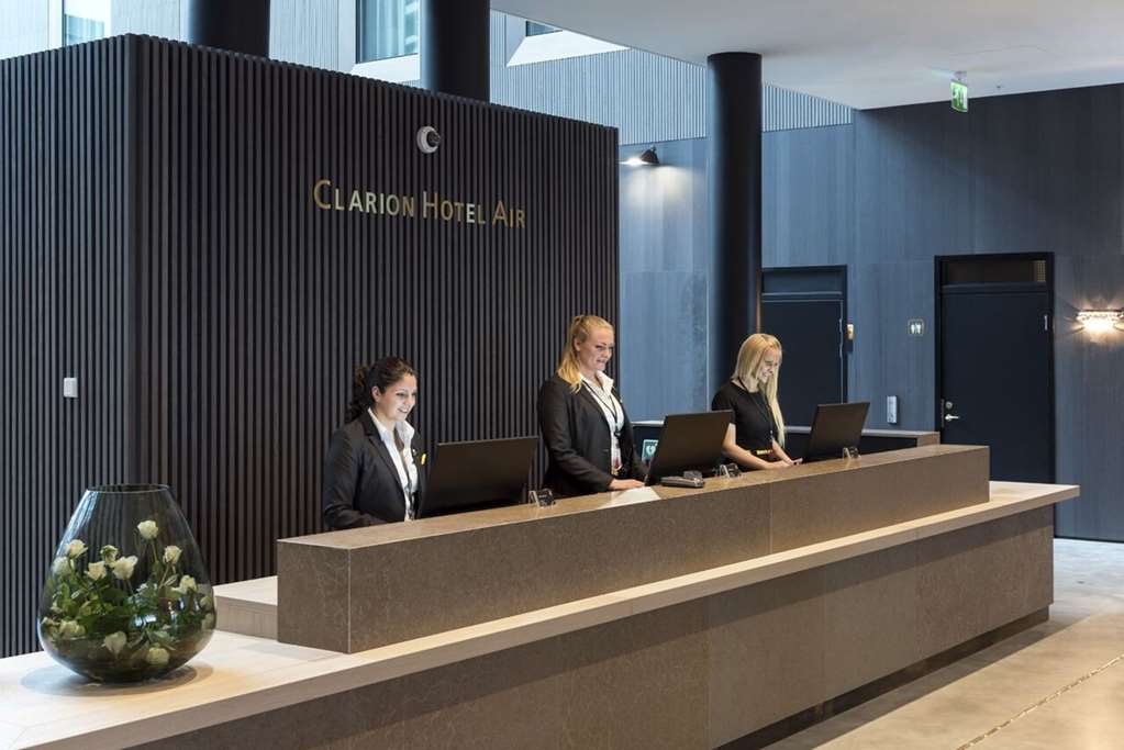 clarion hotel air