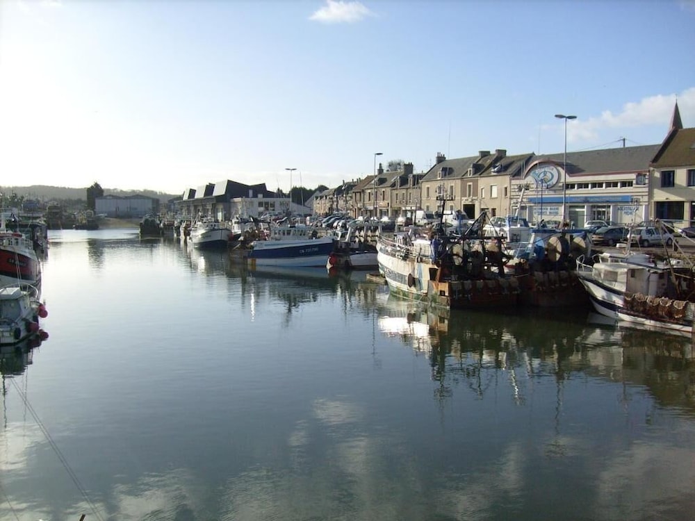 port en bessin huppain