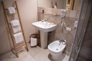 Relais Tenuta Campi',Calimera>>Brindisi,4 star