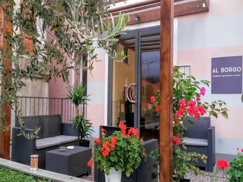 Al Borgo,La Spezia>>Genoa,3 star