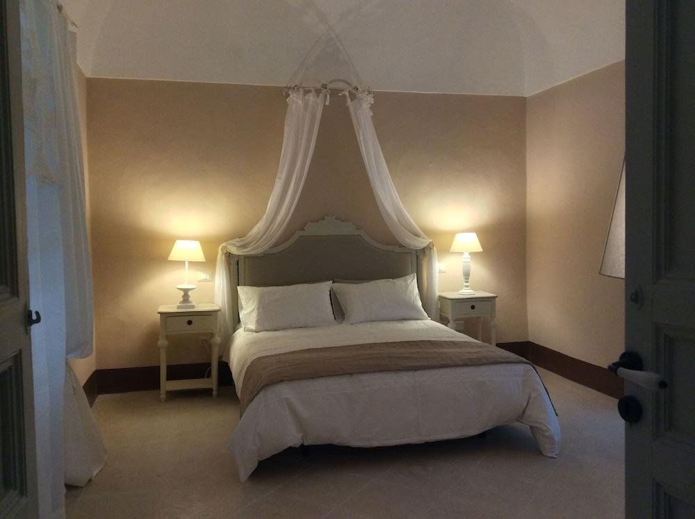 Borgo Del Carato,Floridia>>Catania,3 star