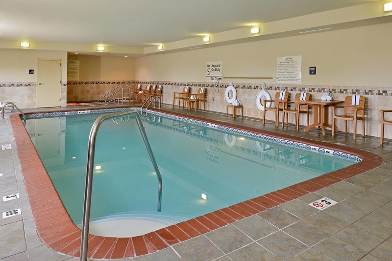 hampton inn muscatine