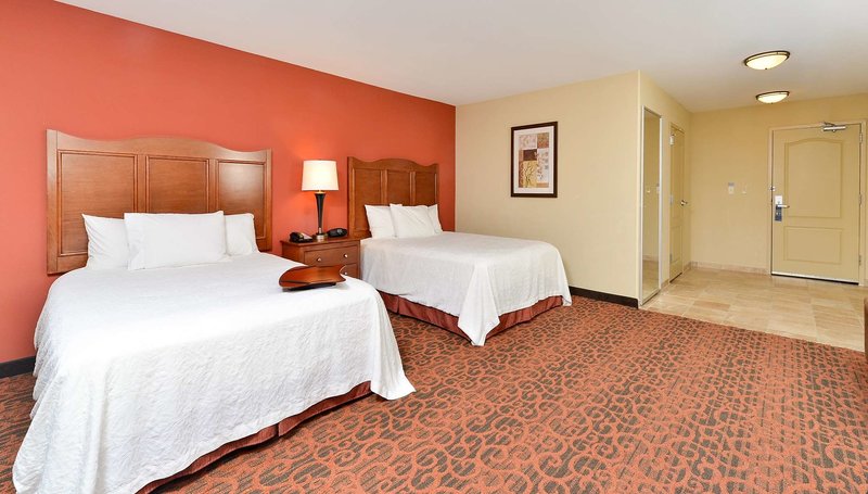 hampton inn muscatine