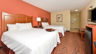 hampton inn muscatine