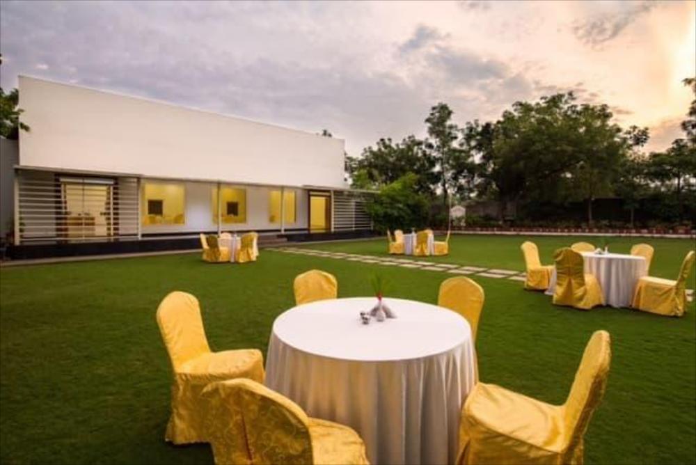 Mrugavani Resort & Spa,Aziz Nagar,4 star