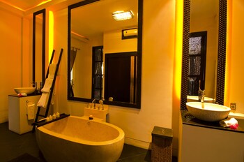 Villa One Seminyak,Kerobokan>>Bali,4 star