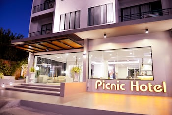 picnic hotel bangkok