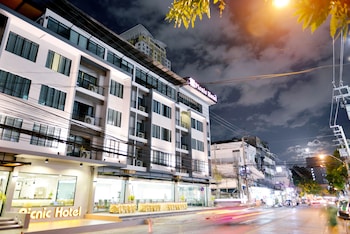 picnic hotel bangkok