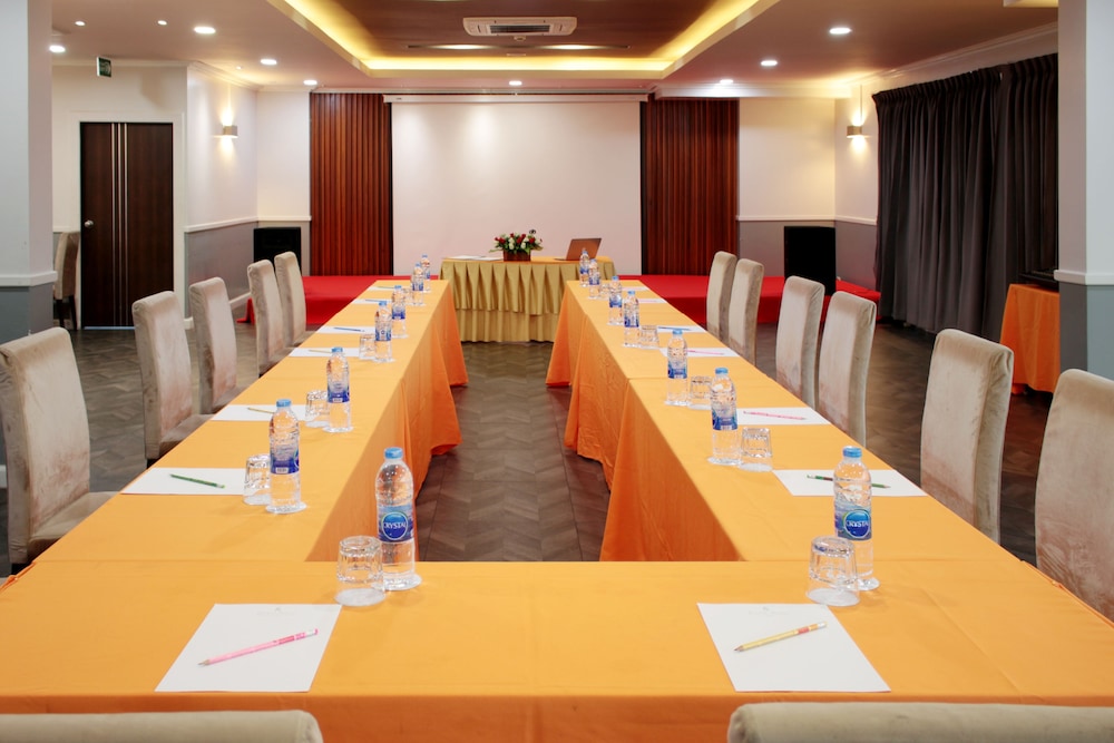 picnic hotel bangkok