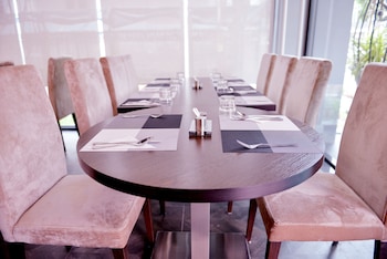 picnic hotel bangkok