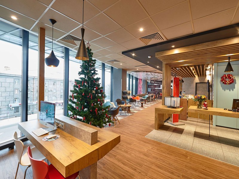 ibis krasnoyarsk center