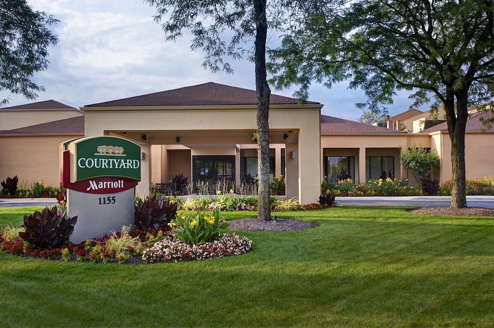 courtyard by marriott chicago naperville
