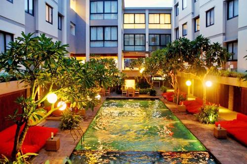 savvoya seminyak hotel by prasanthi