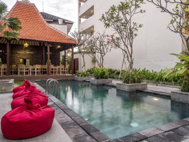 savvoya seminyak hotel by prasanthi