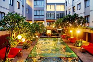 savvoya seminyak hotel by prasanthi