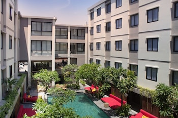 savvoya seminyak hotel by prasanthi