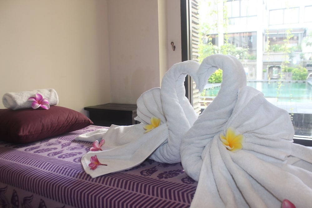 savvoya seminyak hotel by prasanthi