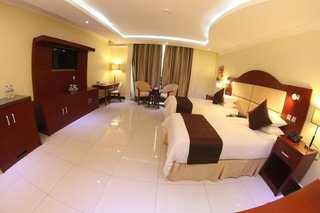 golden tulip la palisse kigali