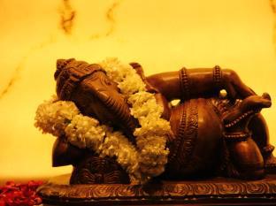 Kells Hotel And Restaurant,Sarkhej,3 star