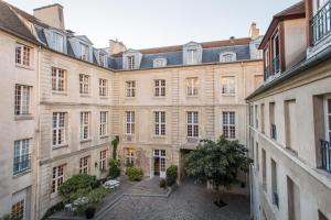 mije marais hostel