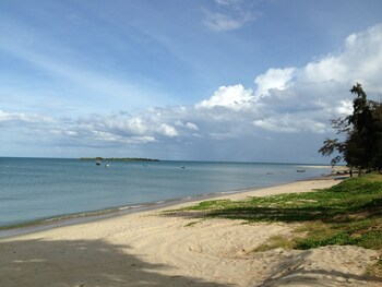 sunshine paradise resort