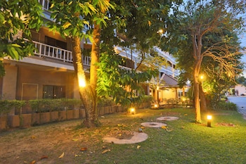 pattra mansion by aksara collection