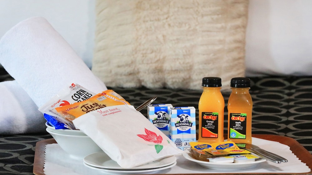 the cottage motor inn albury cbd