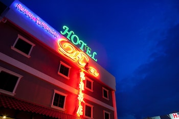 Hotel Ria,Johor>>Bandar Penawar,2 star