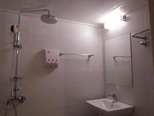 b my guesthouse hostel