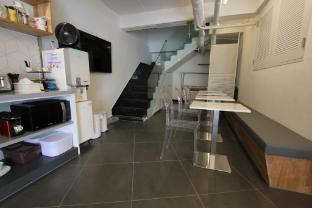 b my guesthouse hostel